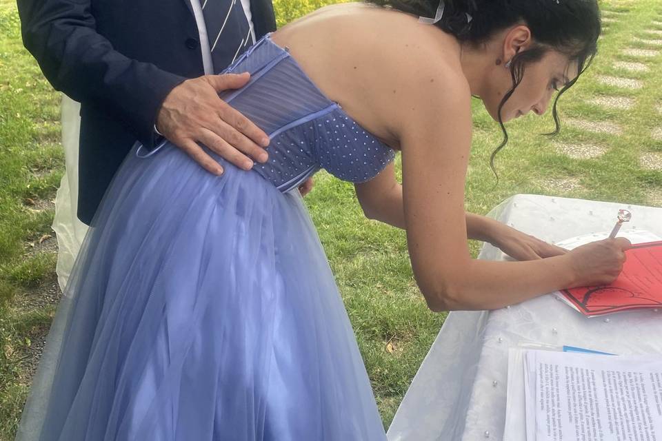FIRMA DAI!