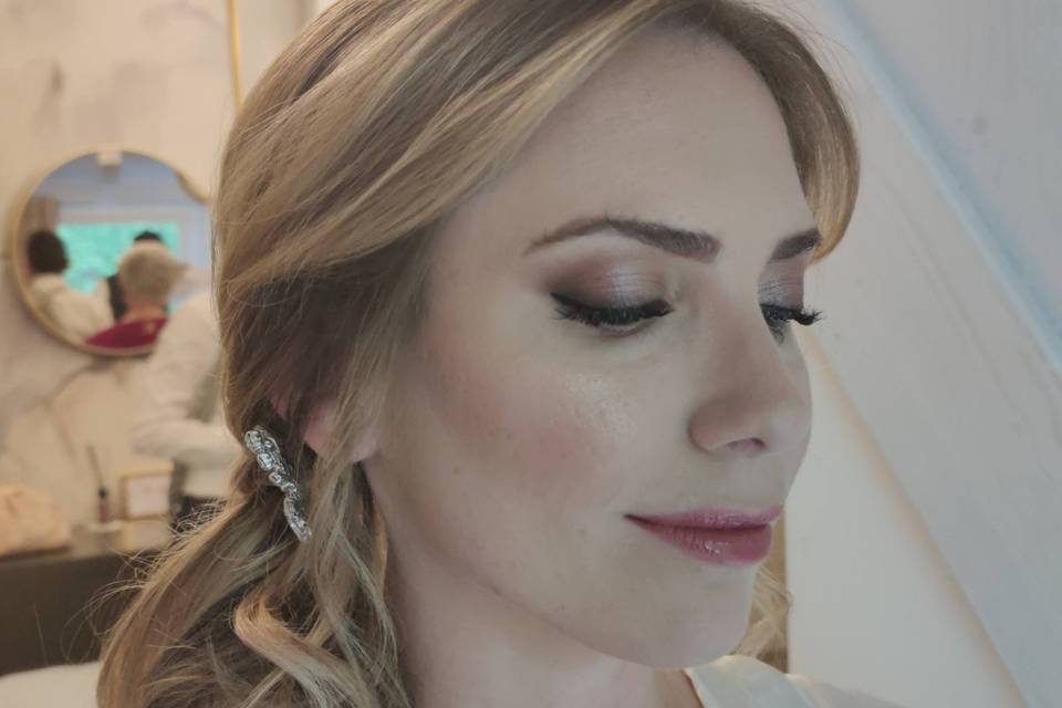 Bride make up