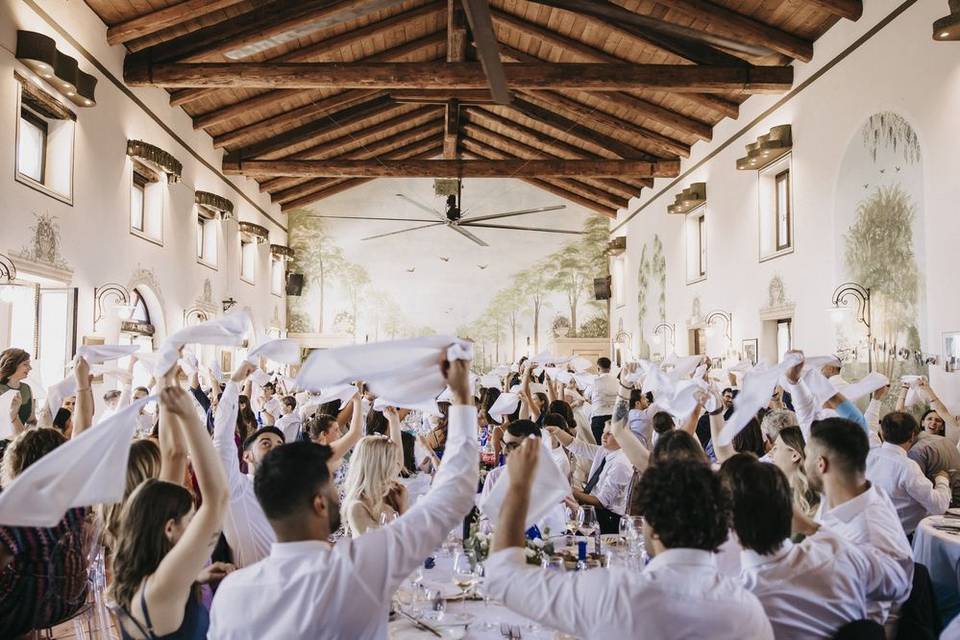 ARIA DI FESTA