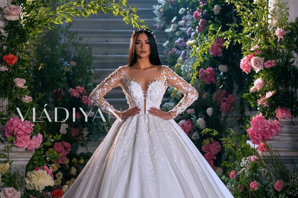 Sposa Vladyian royal dresses