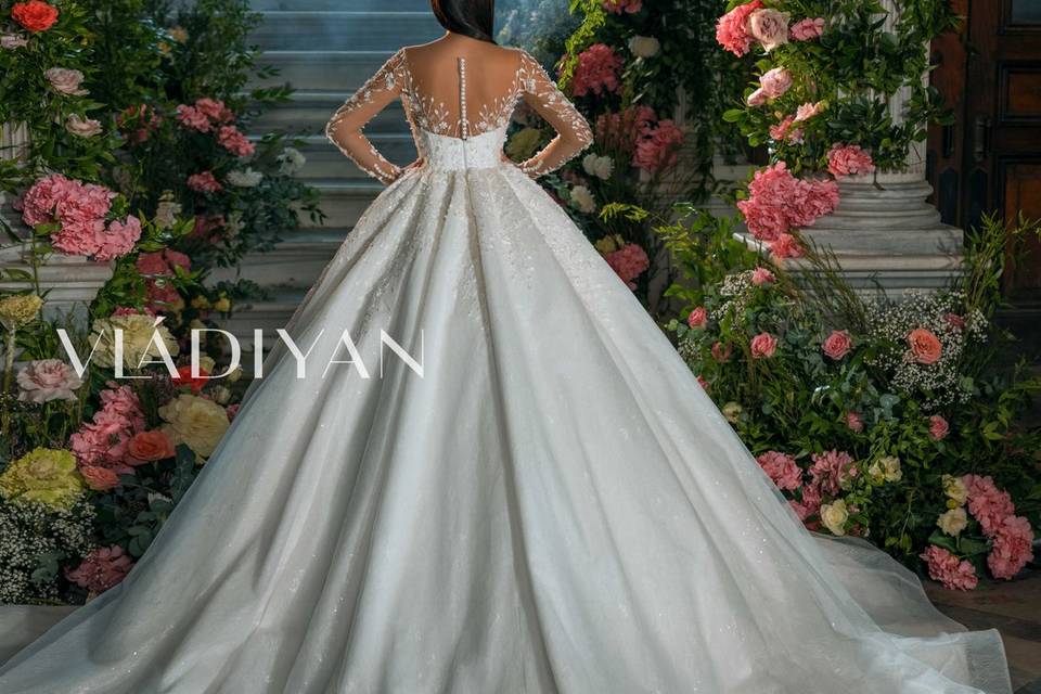 Sposa Vladyian Royal dresses