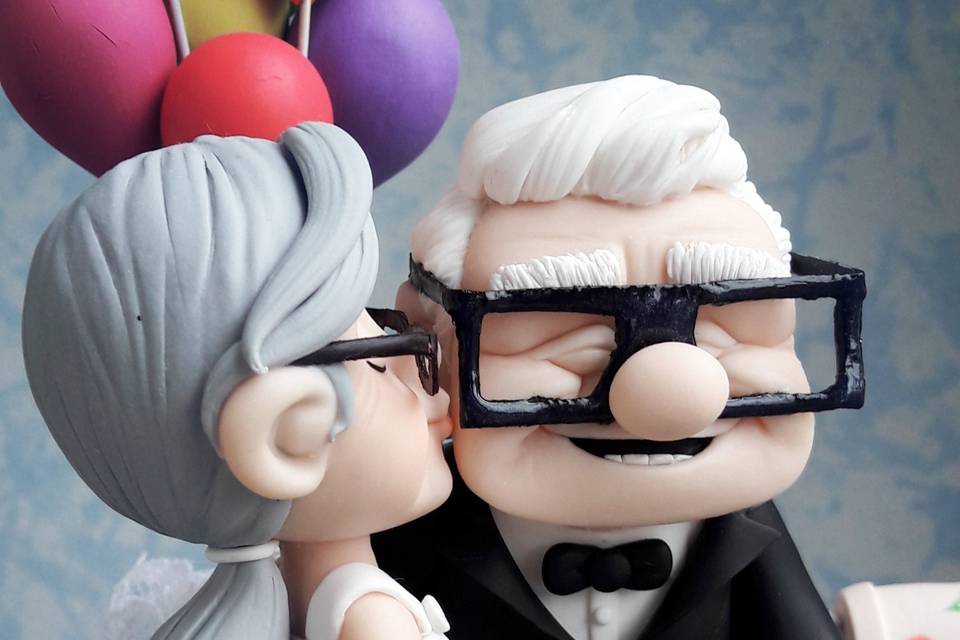 Up, Carl and Ellie cake topper