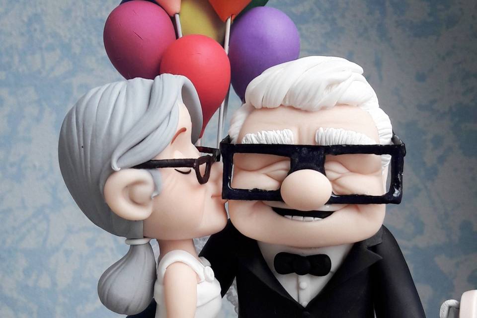 Up, Carl and Ellie cake topper
