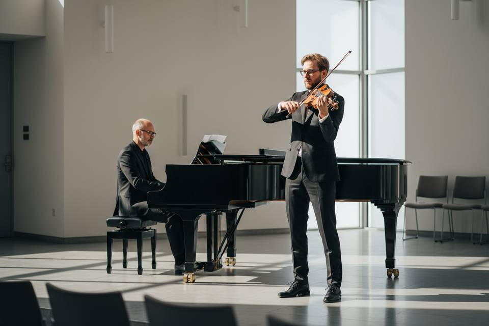 Violinista e pianista Como