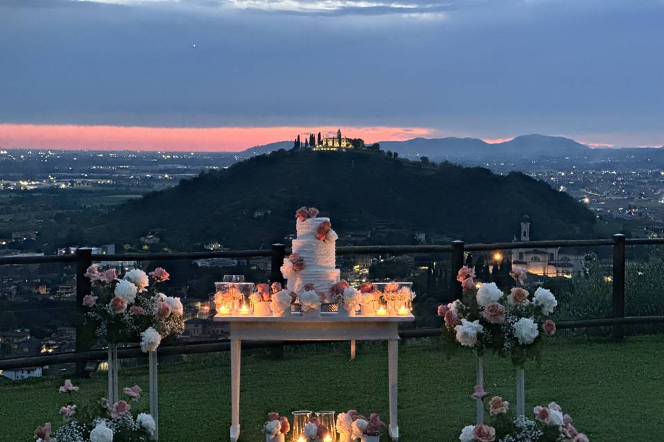 Taglio Torta Le Cantorie