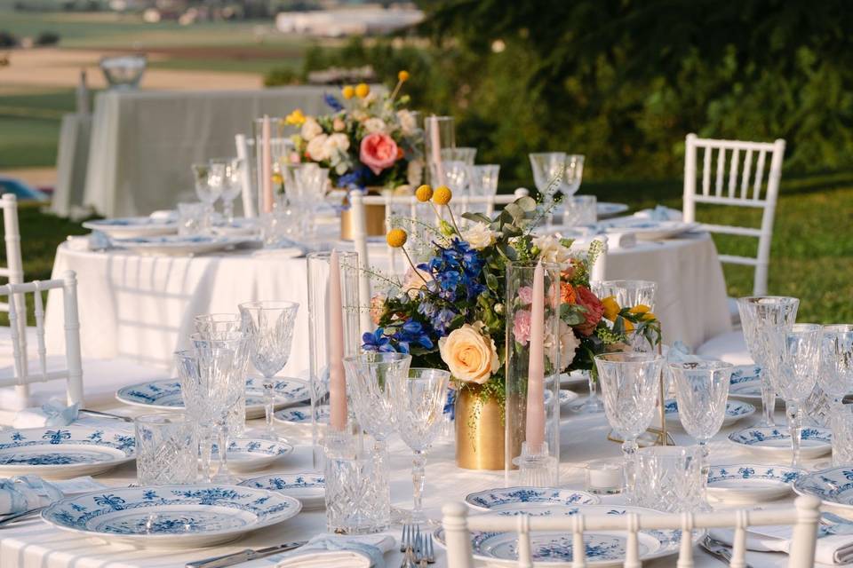 Tables Ph. Francesca Vecchi