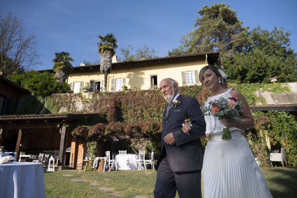 All'altare