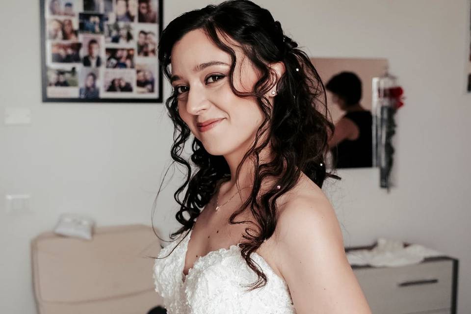 Bride in red