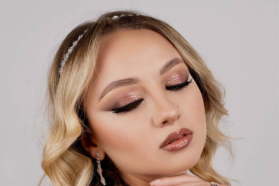 Lucia Make-up Artist