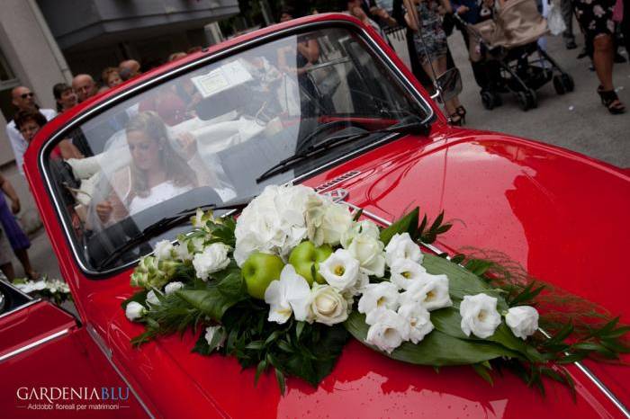 Decorazione auto sposi