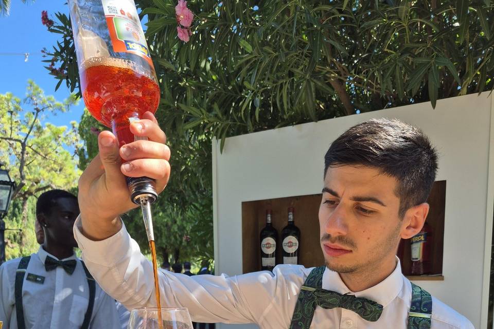 Barman a lavoro