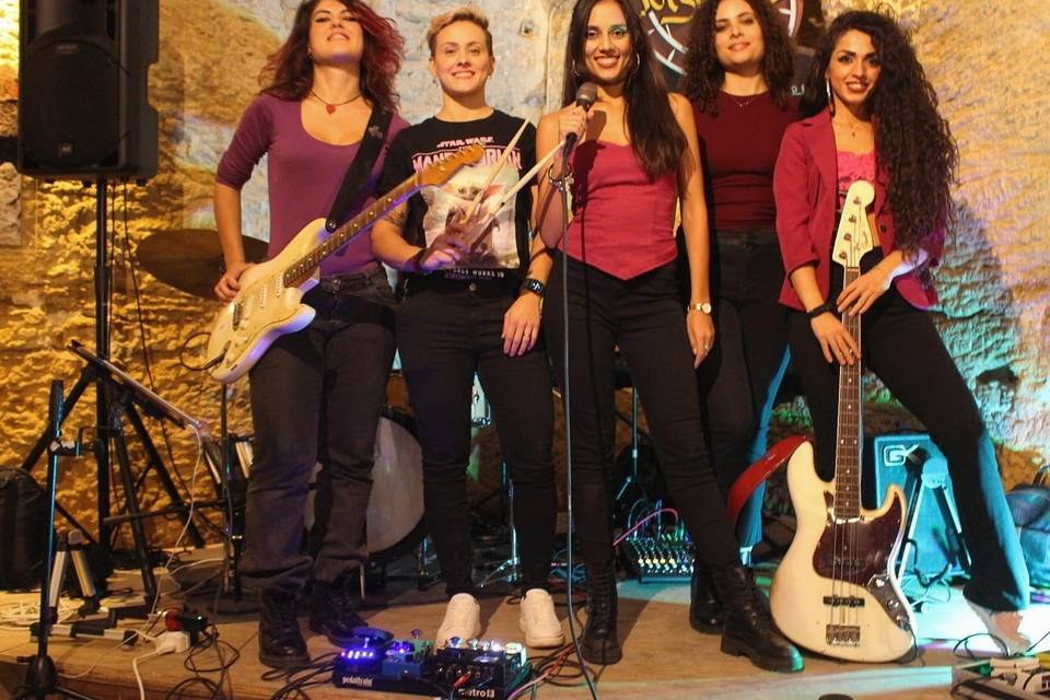 LaviKa Girls Band