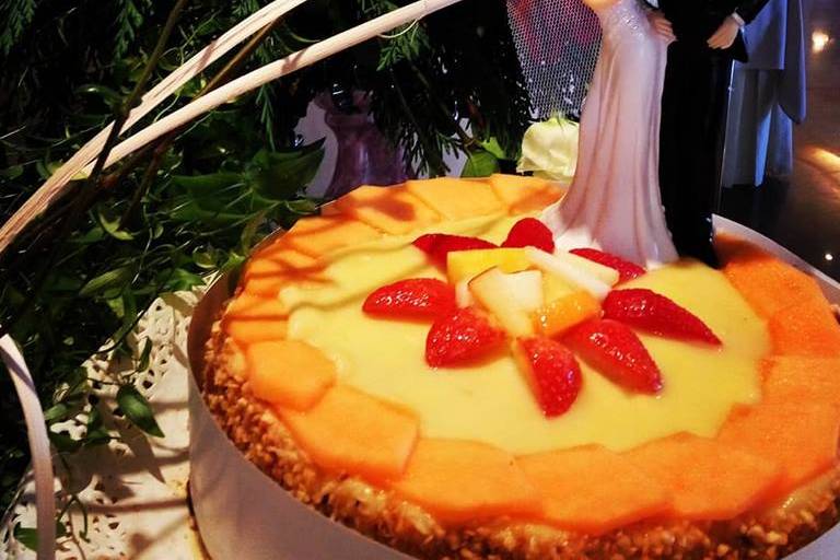 Torta nuziale alla frutta