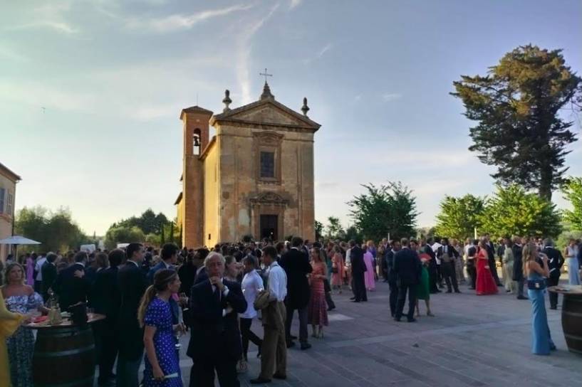 Chiesa privata e aperitivo