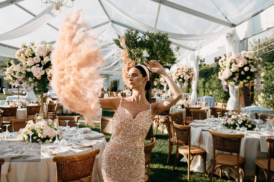 Glamour style  - peach