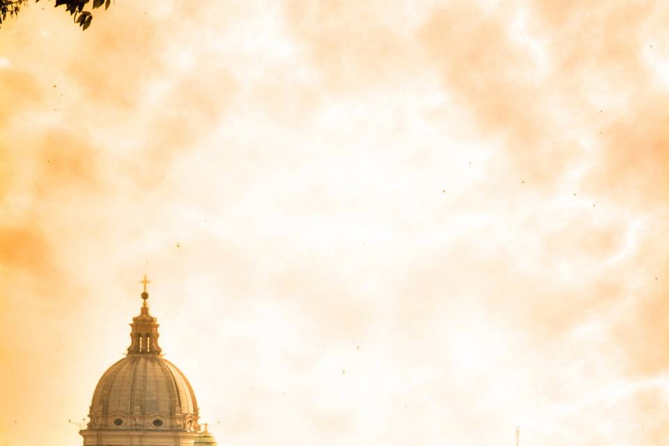 Sposi al tramonto a Roma