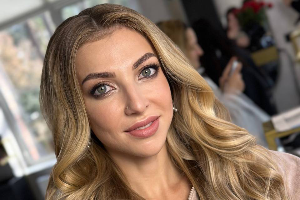 Acconciatura e trucco sposa co