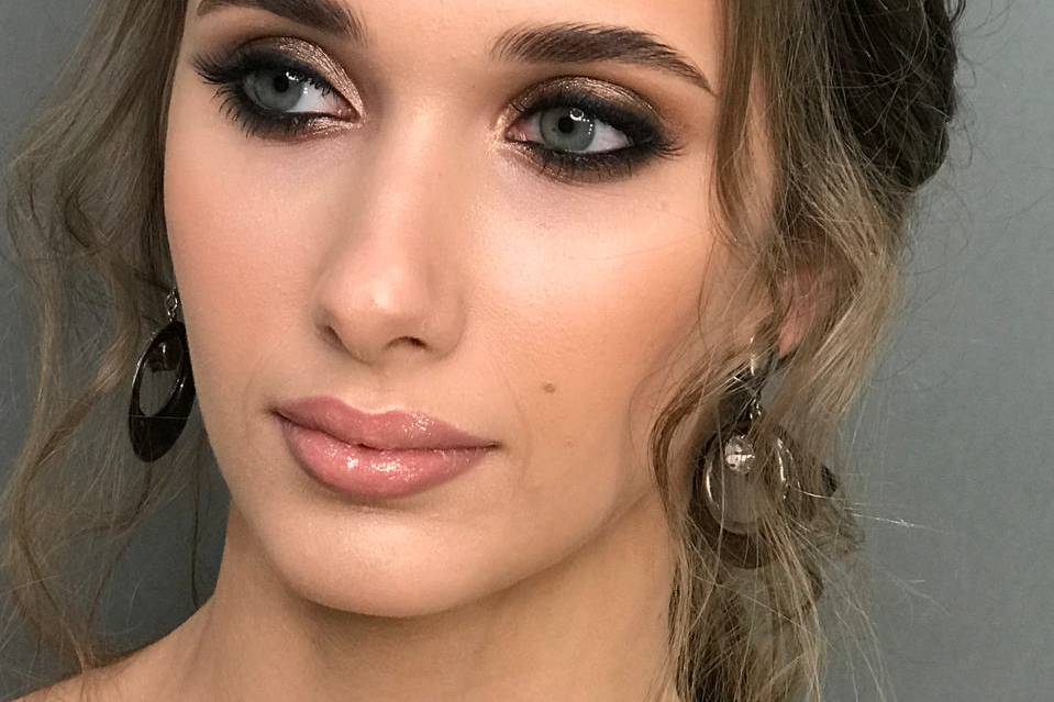 Trucco naturale per servizio f