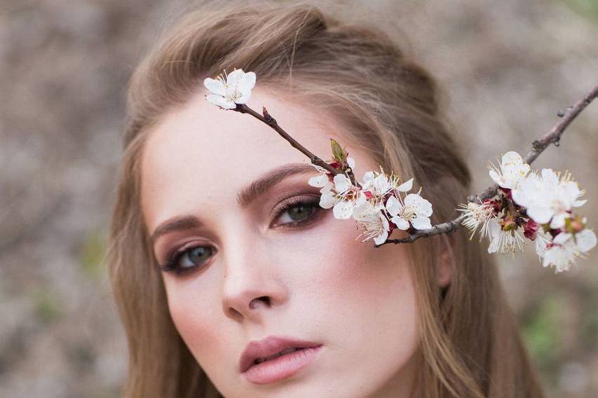 Trucco naturale per servizio f