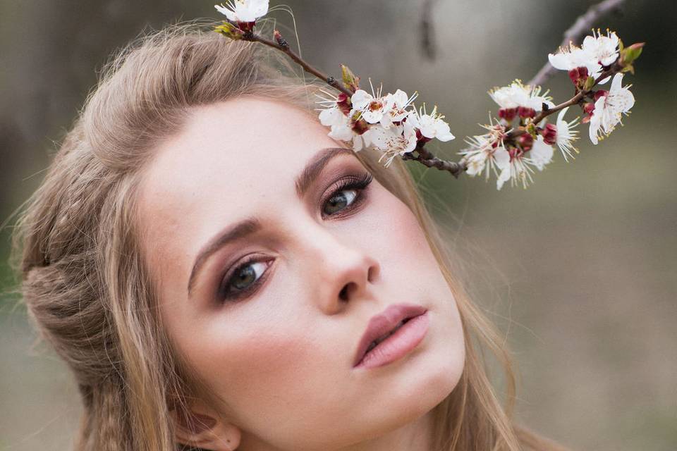 Trucco naturale per servizio f