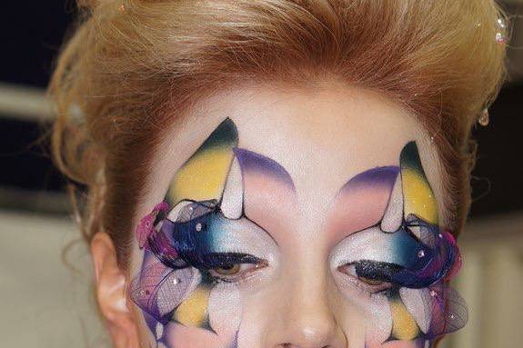 Trucco naturale per servizio f
