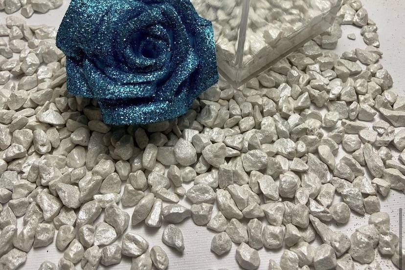 Rosa azzurra con brillantini