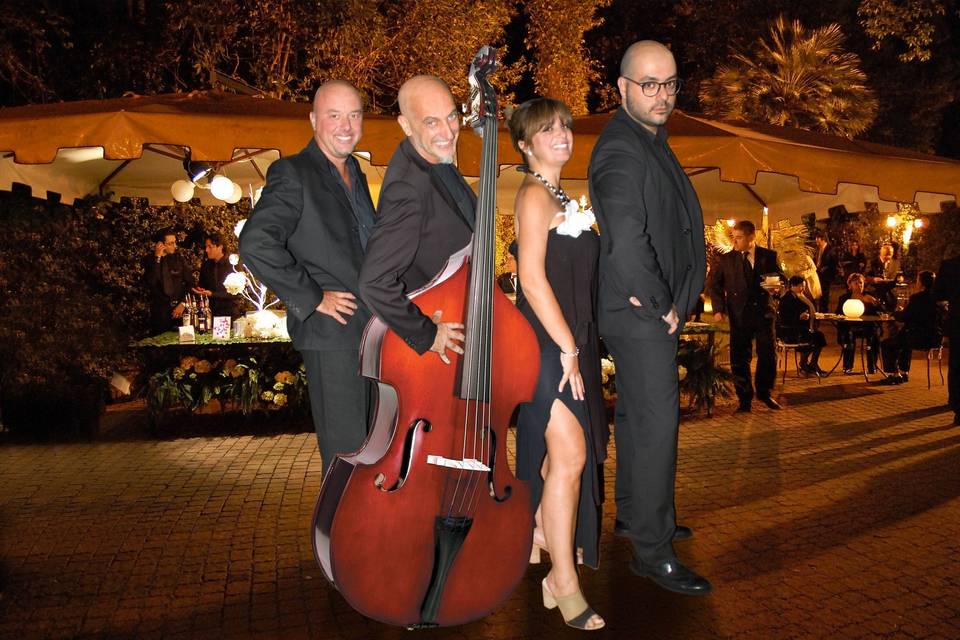 Mia band acoustic funk/jazz