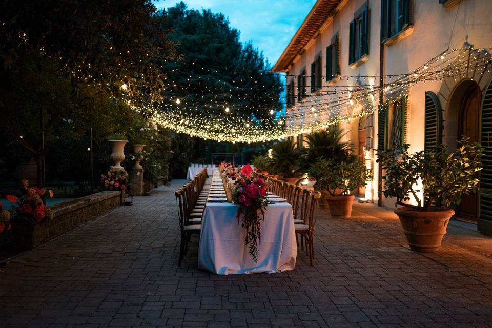 Reception table