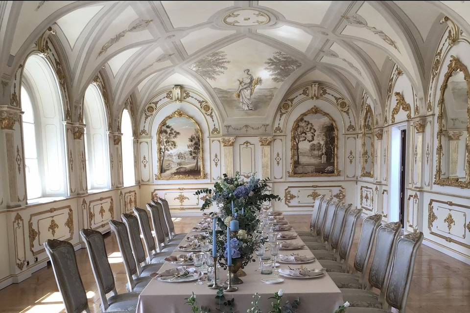 Imperial Table