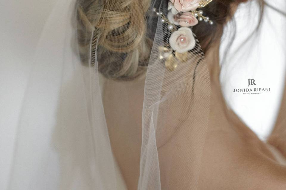 Jonida Ripani - Accessori Sposa