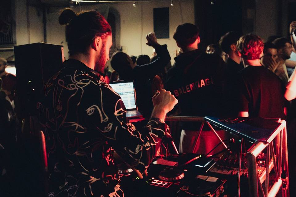 Dj set e divertimento