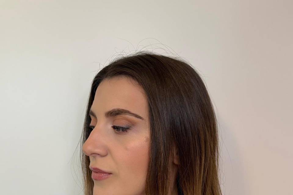 Soft glam makeup