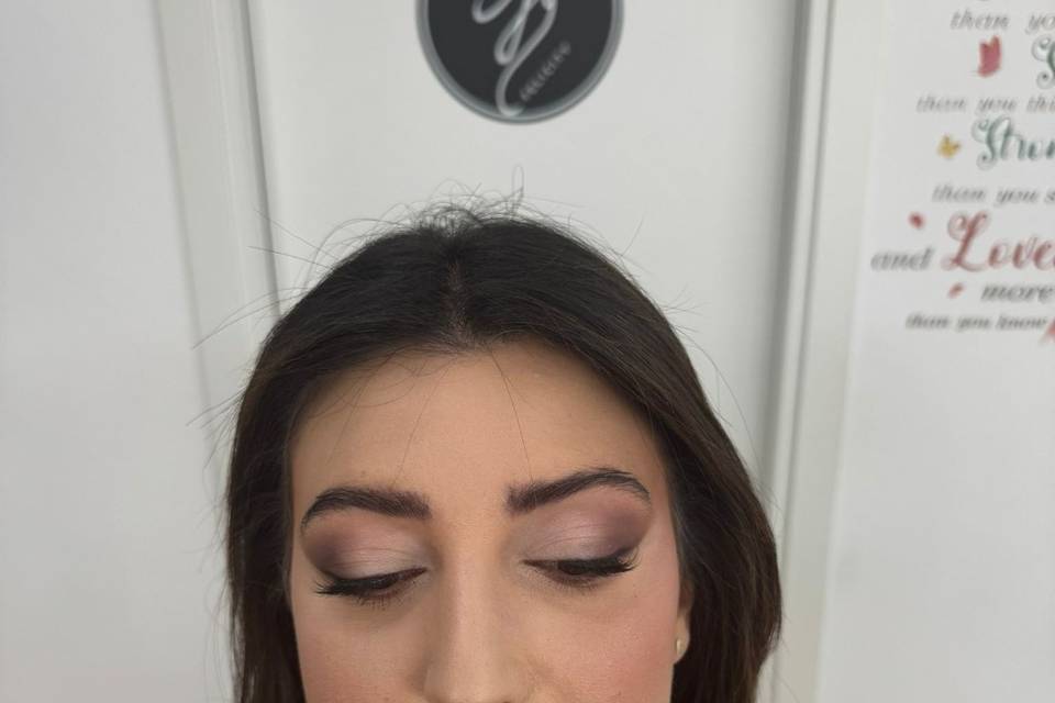 Bridal make up