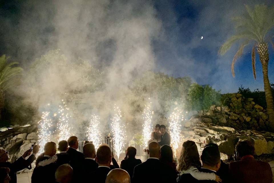 Fontane Luminose Sparkular per Matrimoni 18 anni e Feste: Scintille di  Magia nel Tuo Evento! — CATANIA E20 Eventi