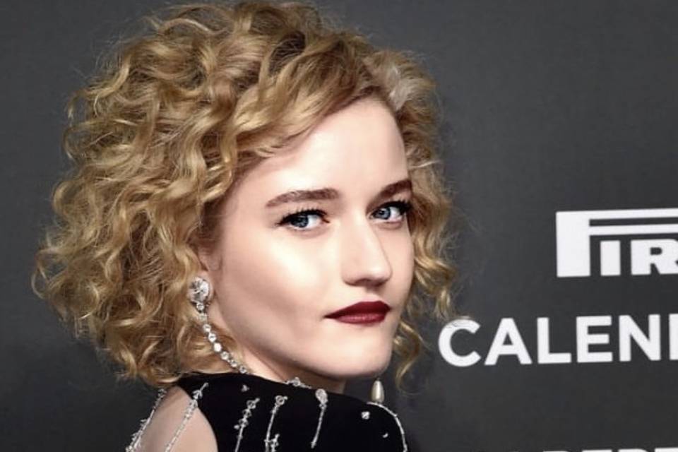 Julia Garner ( inventing Annah