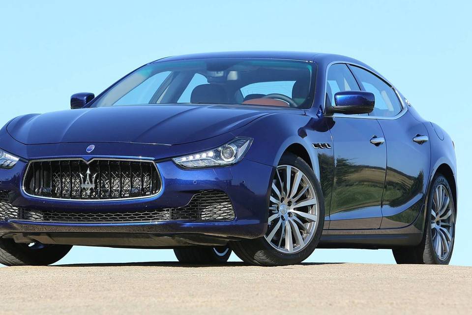 Maserati ghibli blu