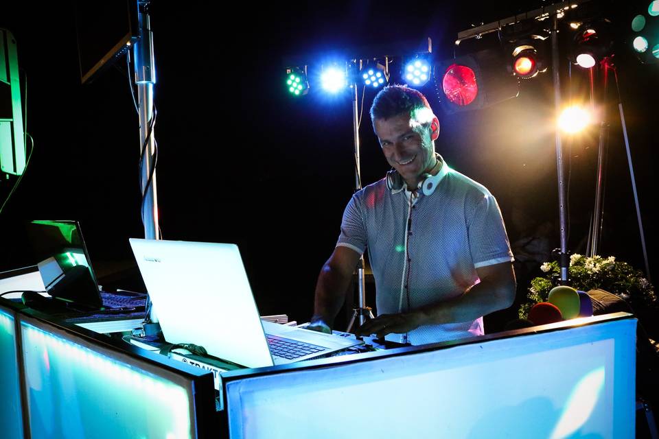 Dj Federico