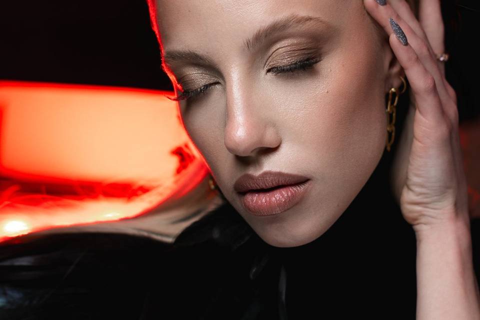 Defined Glam Look