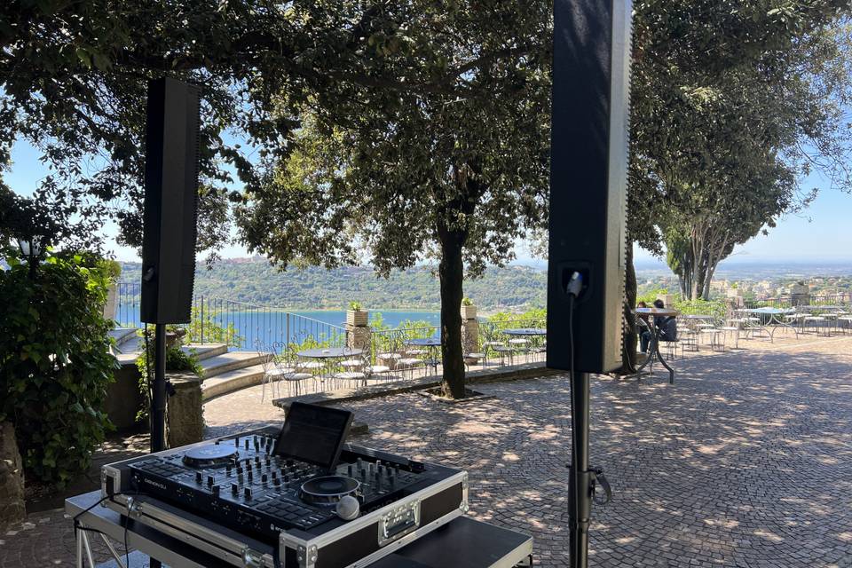 Consolle fronte lago