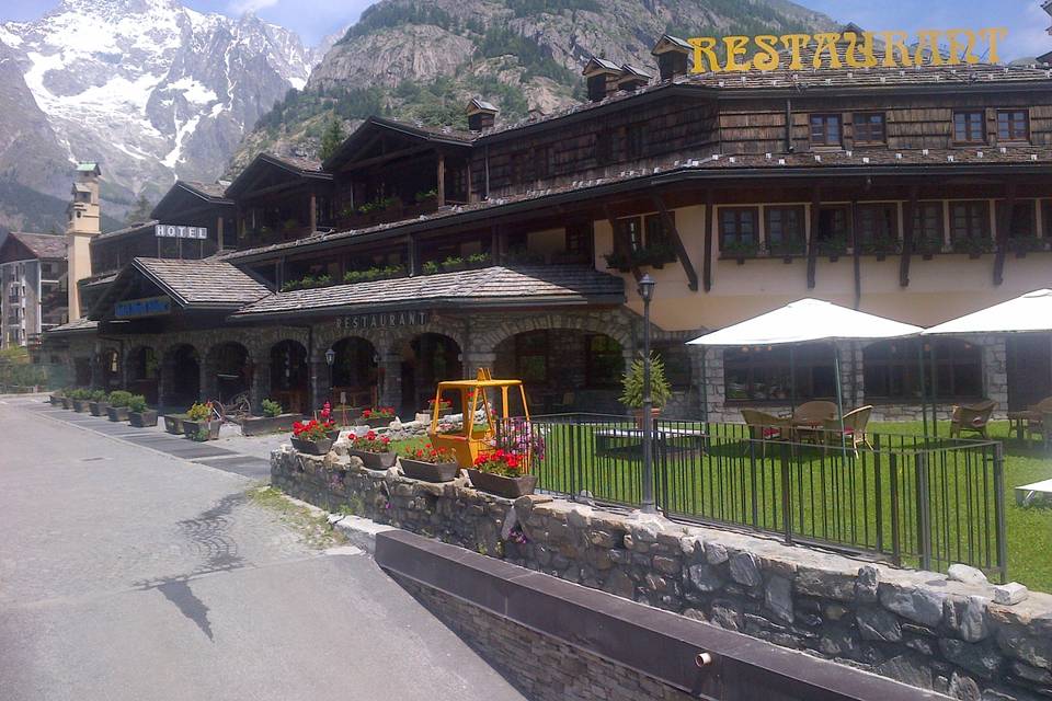 IH Hotels Courmayeur Mont Blanc