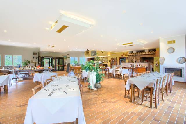 Restaurant (1)