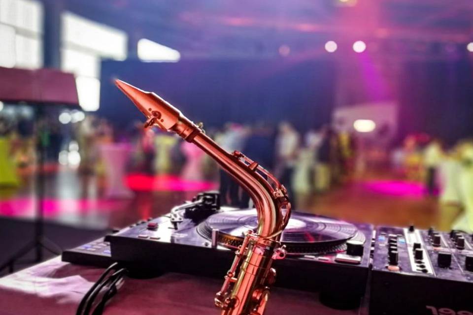 DJ Set & Sax