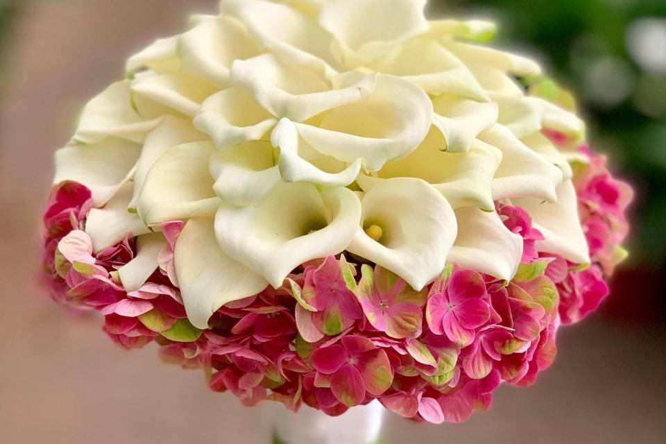 Bouquet rose inglesi e camomil