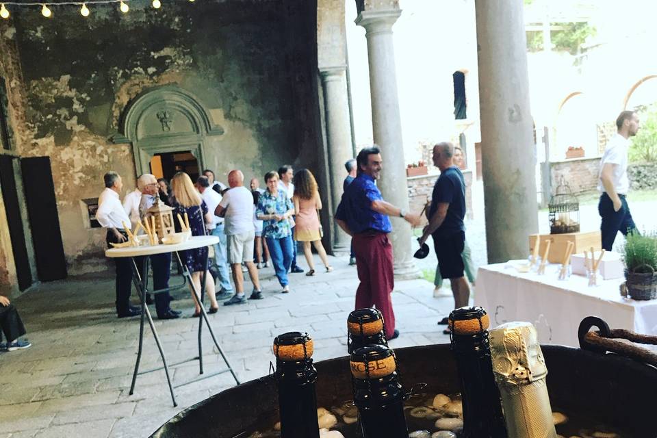 Aperitivo a Palazzo Storico