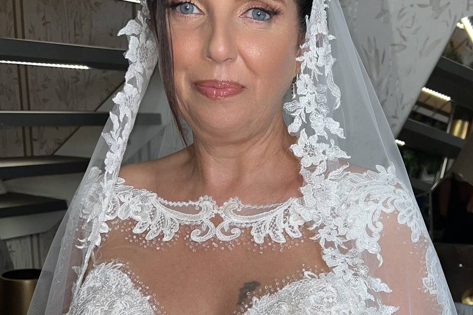 Make-up anti agente sposa