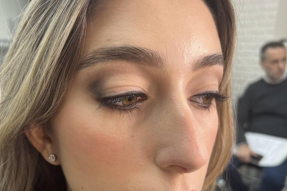 Cut Crease occhi chiari