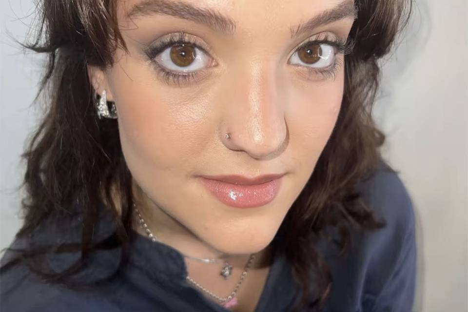 Glowy make-up