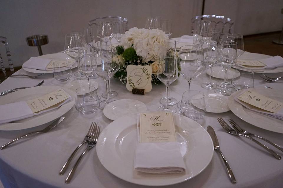 Table setting