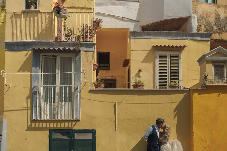 Destination wedding: Procida