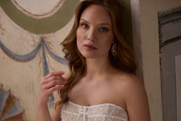 Amigoni Sposa corpino stecche